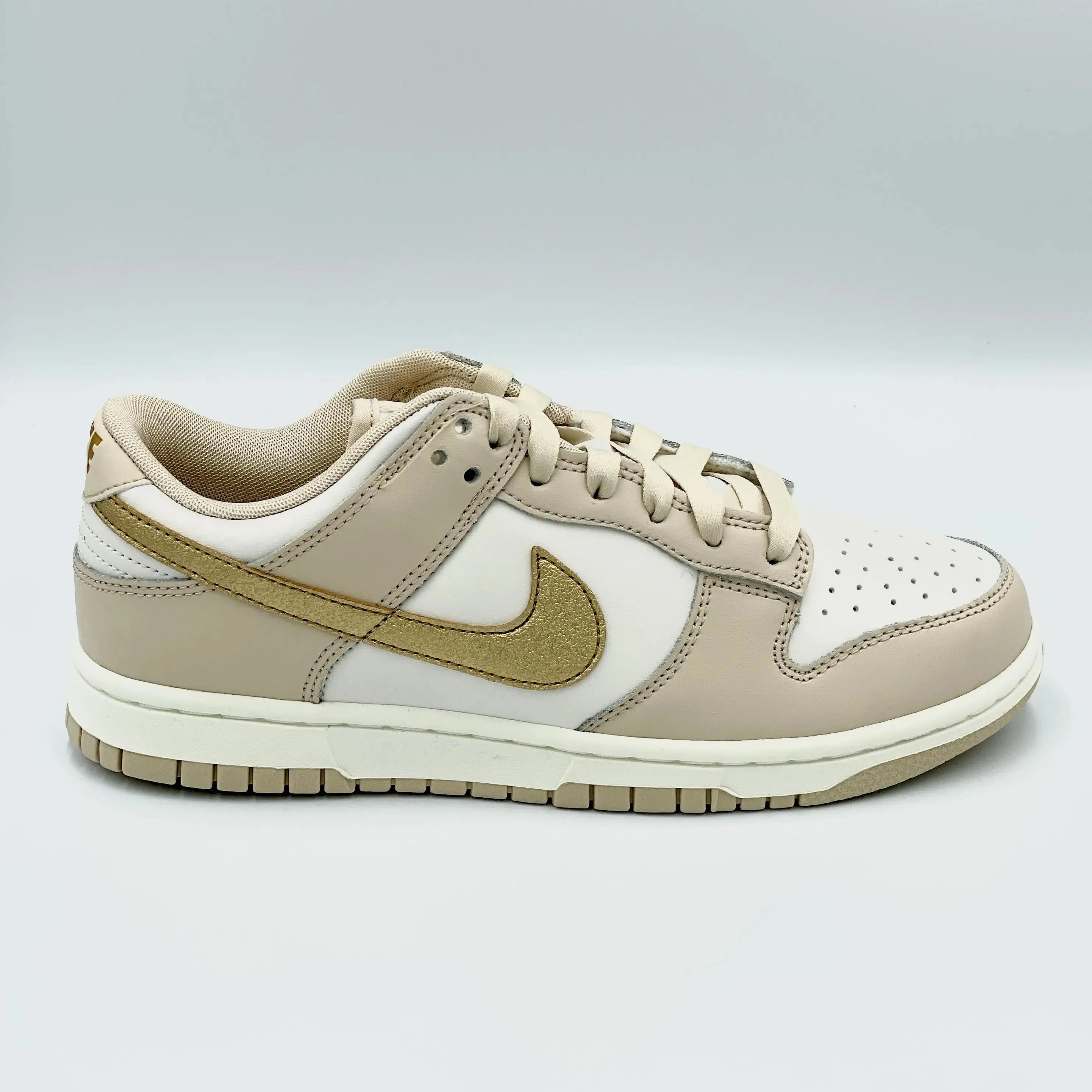 Nike Dunk Low Phantom Metallic Gold