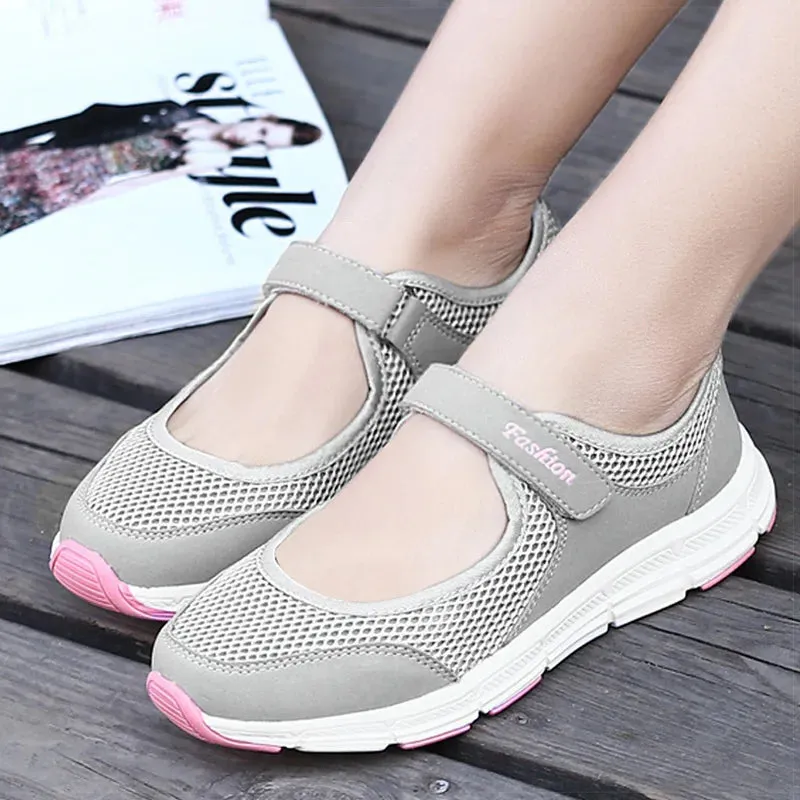 Women White Sneakers Shoes Breathable Vulcanized Shoes White Zapatillas Mujer Super Light Women Casual Shoes Sneakers Women 2021 Women Flat